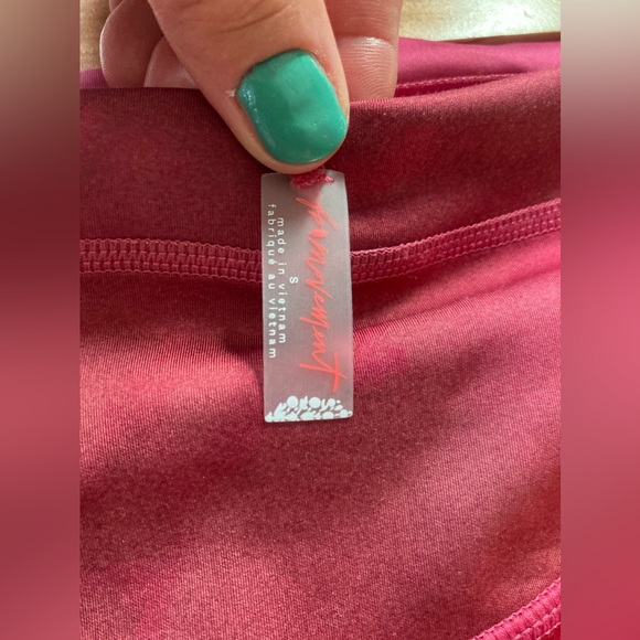 Free People FP Movement Beat the Heat Leggings Wild Raspberry Size S - Picture 4 of 6